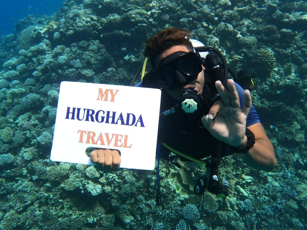 Red Sea boat trip and snorkeling experience in Hurghada